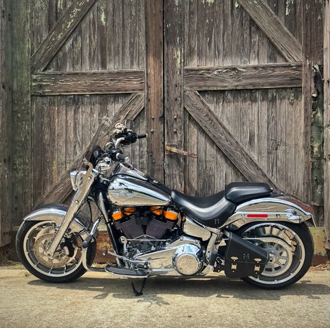 Swingarm Bag - 2025 Gray Ghost matching