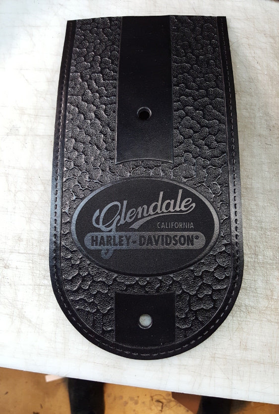 Sportster Chaos Pebbles fender bib – Three Mutts Custom Leather